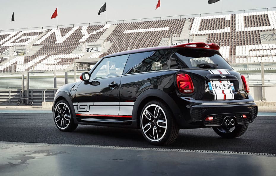 MINI Cooper S GT Edition: Una edición limitada a 150 unidades inspirada en el 1275 GT de 1969