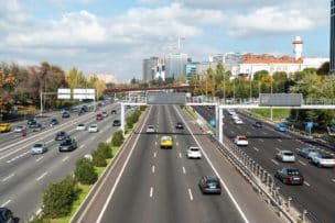 ¿Tienes un coche contaminante? Ya no puedes circular en todo el municipio de Madrid