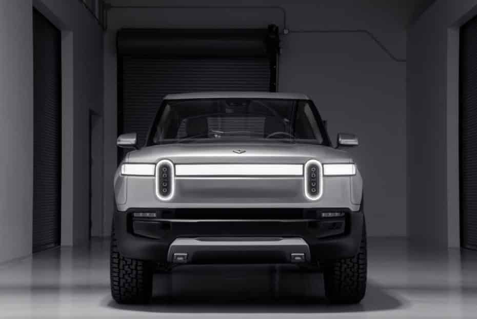 El Rivian R1T es un salvaje pick-up eléctrico de casi 800 CV y tan rápido como un superdeportivo