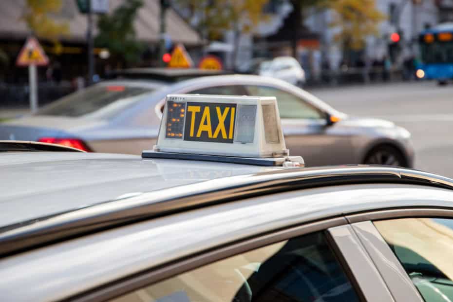 La revolución del taxi llega a Madrid en 2020: Precio cerrado y 10% de descuento en episodios de alta contaminación