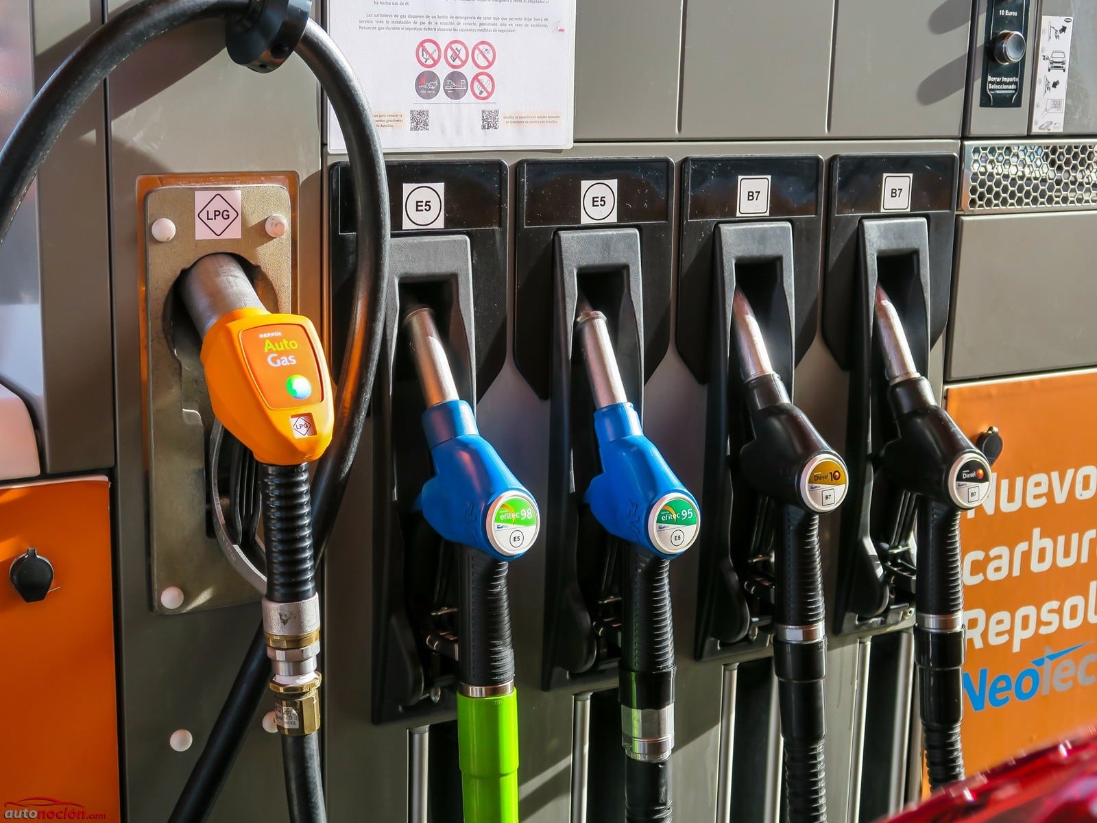Fuel taxes fall in Europe, not in Spain