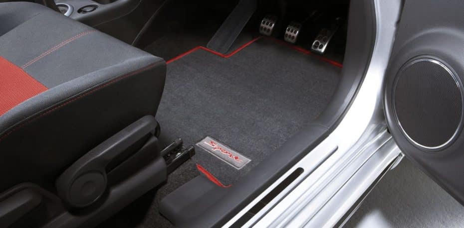 Qué alfombrillas para coche comprar: Cómo elegirlas