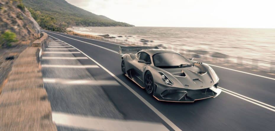 Brabham Automotive anuncia una conversión del BT62 para que pueda rodar por la vía pública