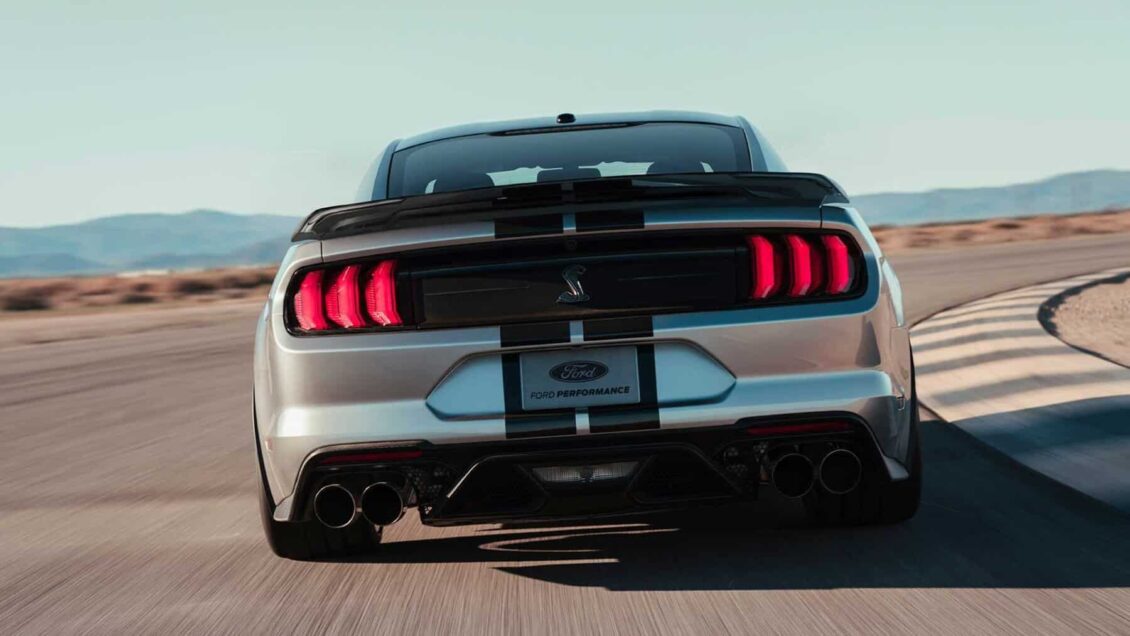 ¡Salvaje! Así suenan los cuatro modos de escape del Ford Mustang Shelby GT500 2019 con 750 CV