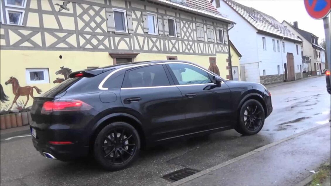 El Porsche Cayenne Coupé llegará al mercado este año y aquí tienes la prueba de ello