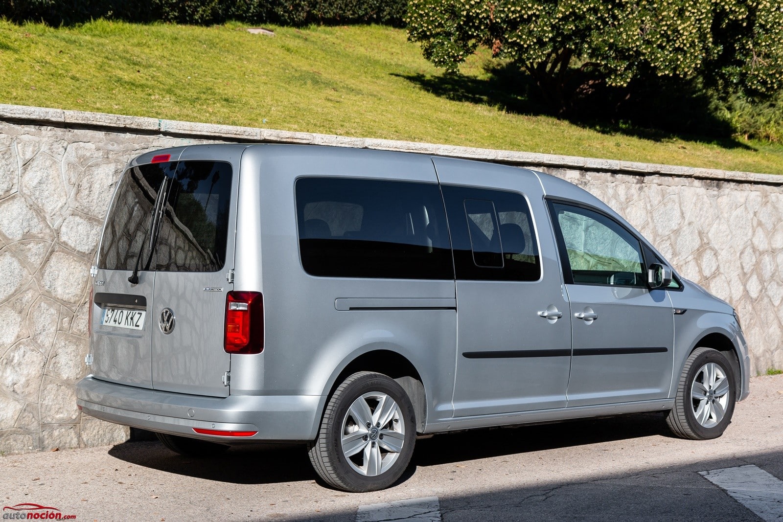 2019 caddy van