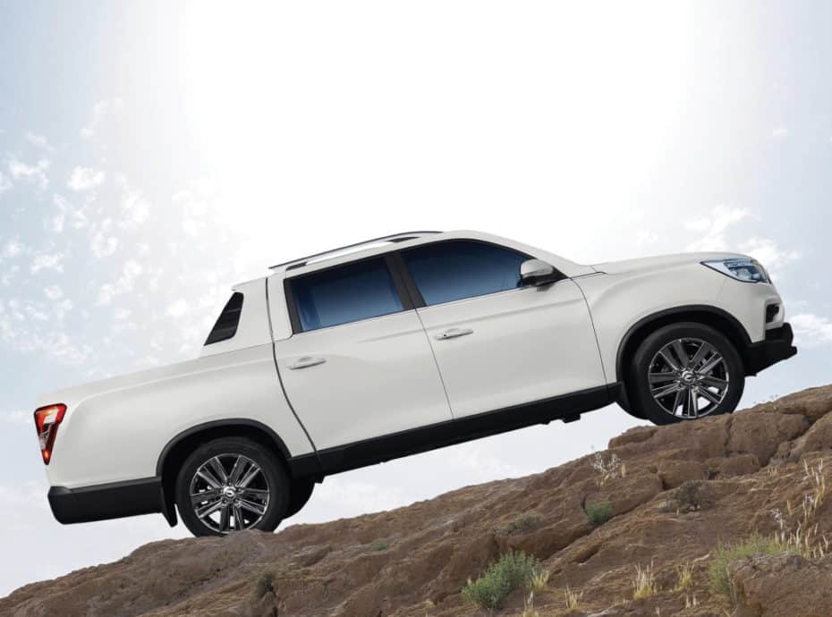 El SsangYong Rexton Sports estrena versión alargada