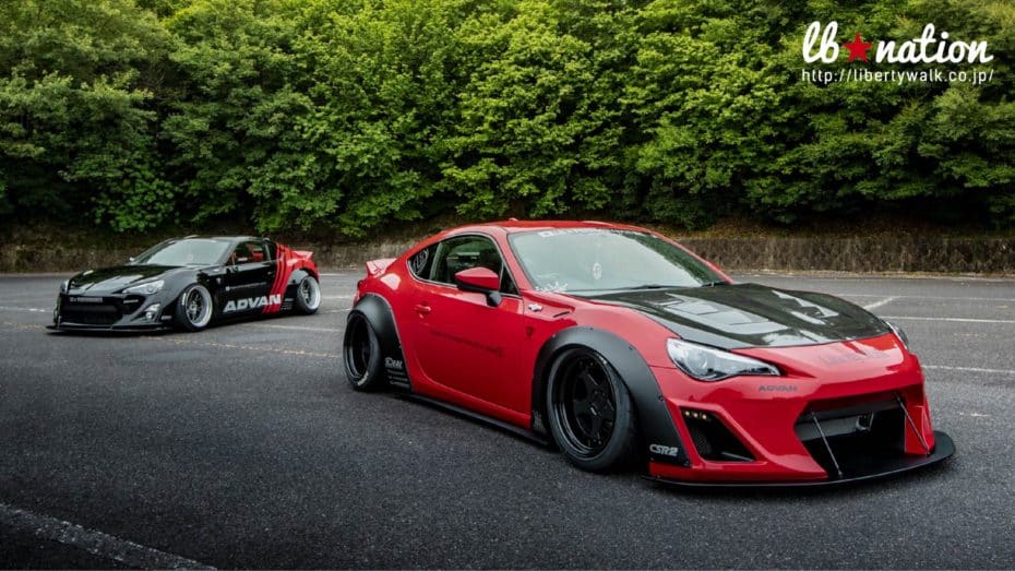 Los Toyota GT86 y Subaru BRZ han pasado por las manos de Liberty Walk ¿Demasiado excéntricos?