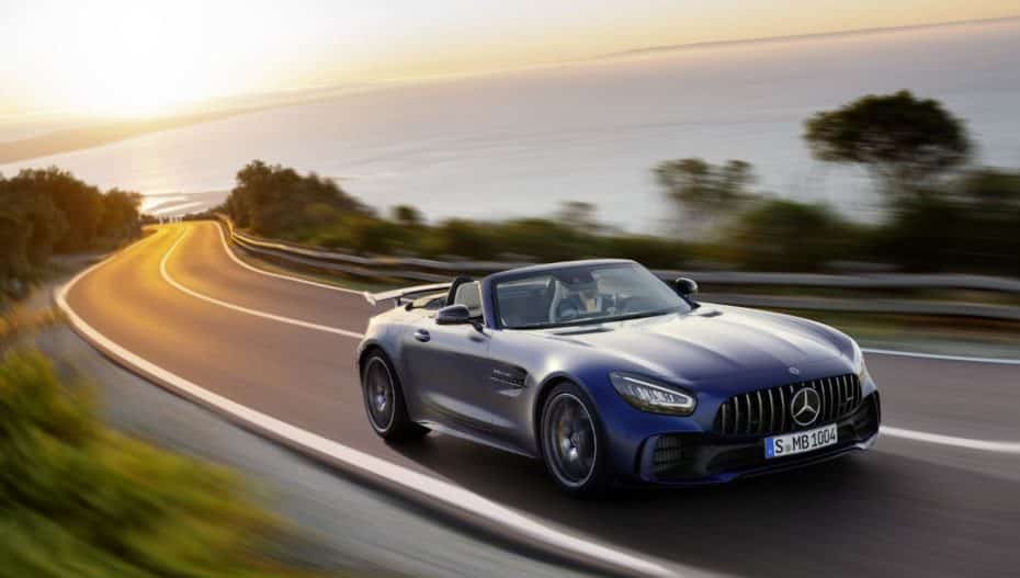 Si tu cuenta corriente te lo permite, ya puedes pedir uno de los 750 Mercedes-AMG GT R Roadster