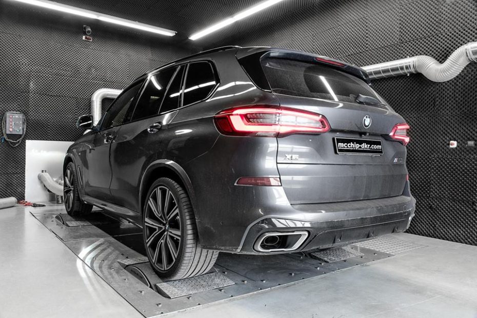 El BMW X5 M50d 2019 de McChip DKR es una bestia con 115 CV y 125 Nm extra