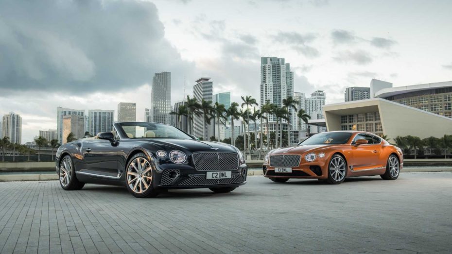 Bentley Continental GT V8: Las versiones coupé y cabrio reciben el V8 biturbo de 4.0 litros con 550 CV