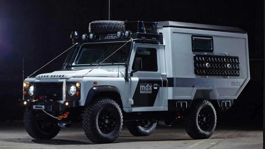 El Matzker Defender MDX es la camper definitiva para irte de aventuras en un clasicazo