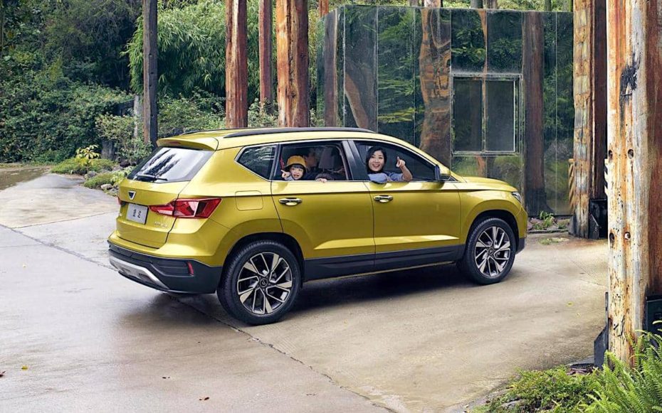 Tres nuevas imágenes del Jetta VS5, nuestro Ateca para China