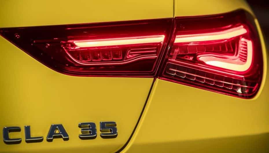 El Mercedes-AMG CLA 35 4MATIC debutará en los próximos días: Primeros detalles del picante sedán