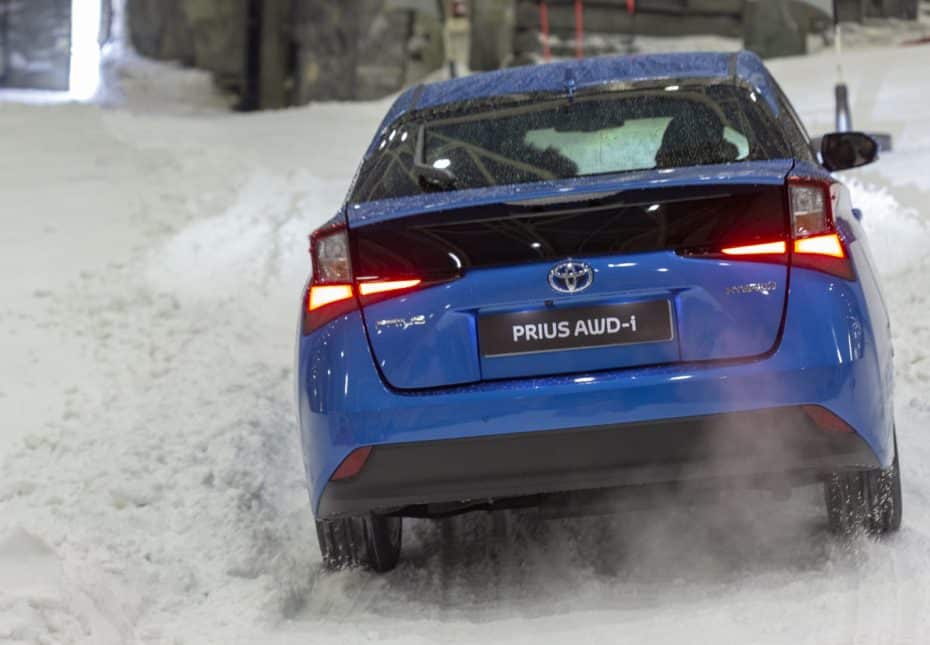 El Toyota Prius 2019 ya está aquí y ahora lo puedes comprar con tracción AWD-i