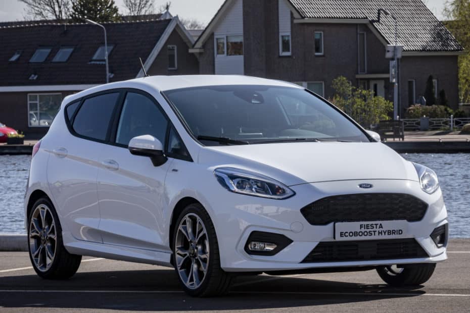 Todos los precios del nuevo Ford Fiesta híbrido