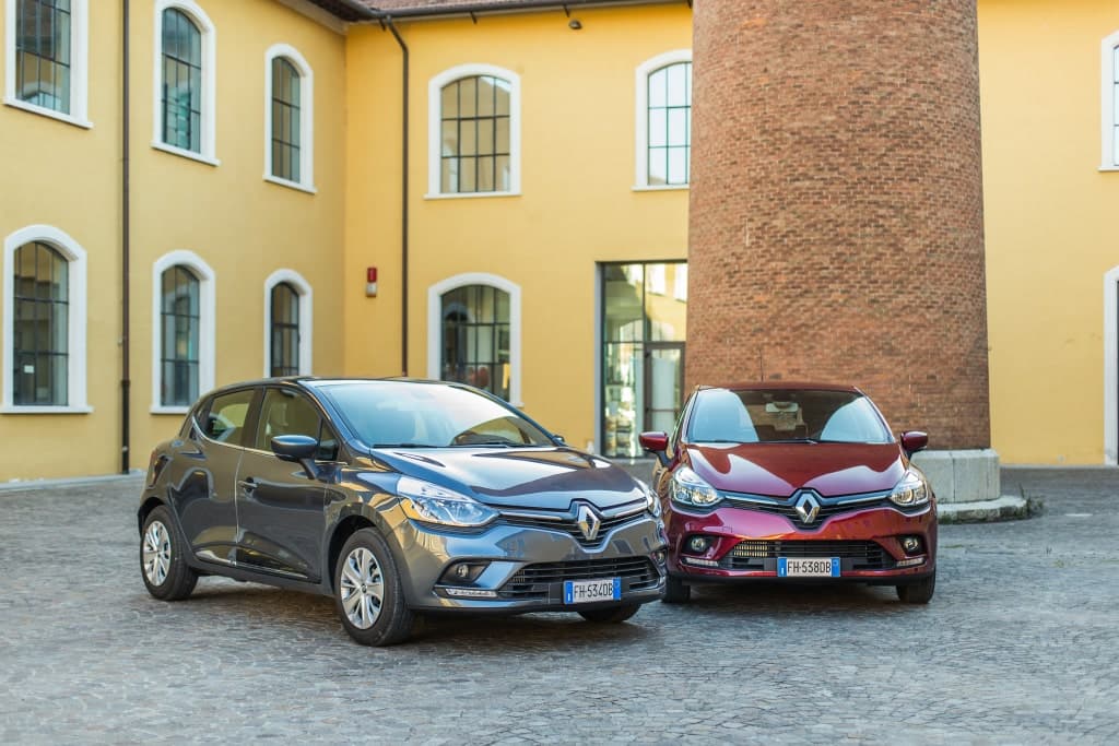 El actual Renault Clio seguirá a la venta junto al nuevo .··. AMAXOFILIA