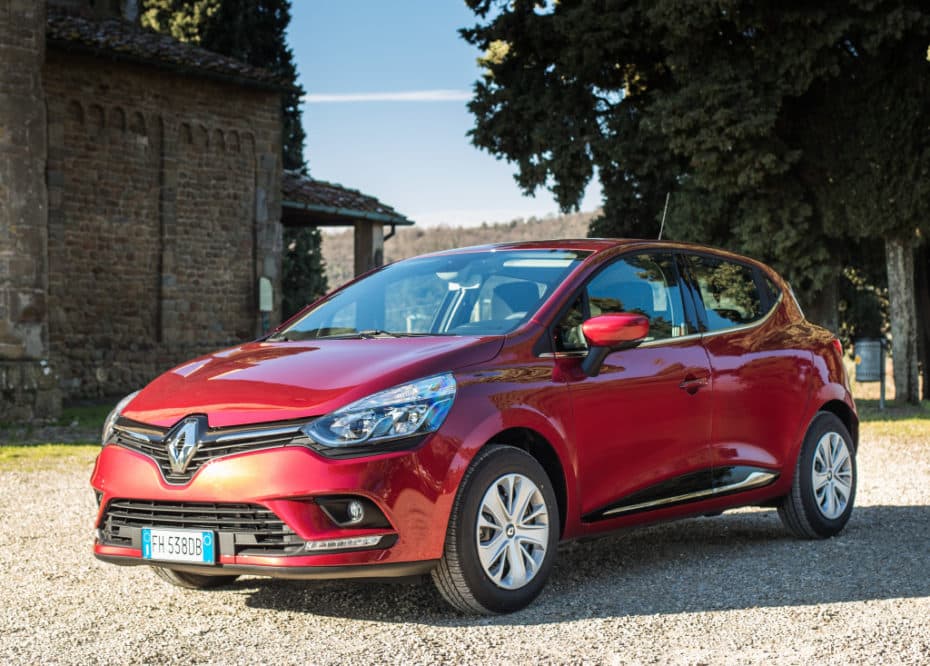 El actual Renault Clio seguirá a la venta junto al nuevo