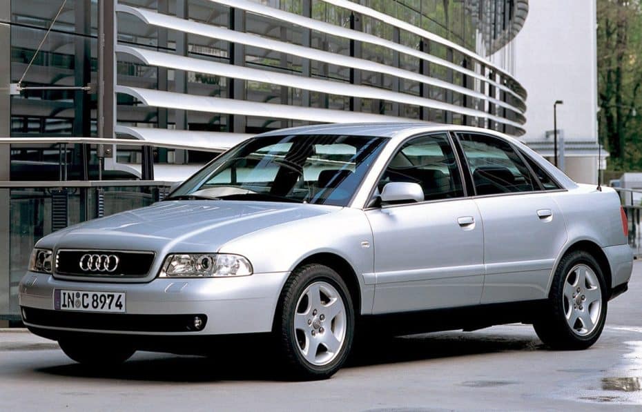 El Audi A4 cumple 25 primaveras: Las bodas de plata de un exitoso icono