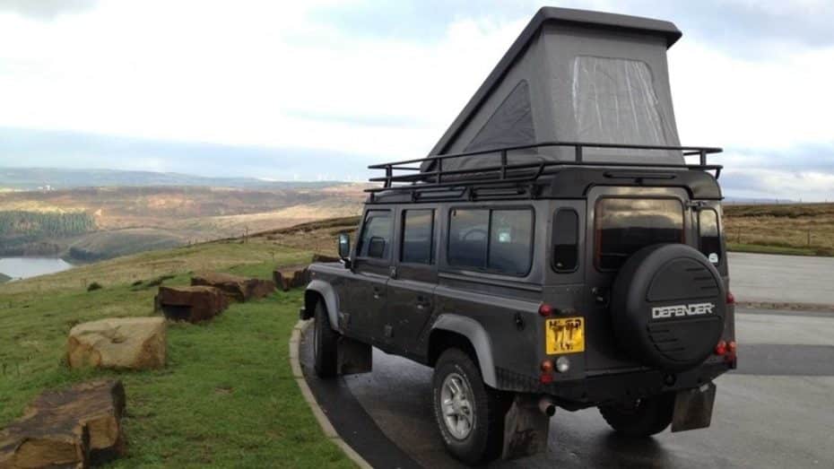 Este Land Rover Defender convertido en camper es un sueño hecho realidad