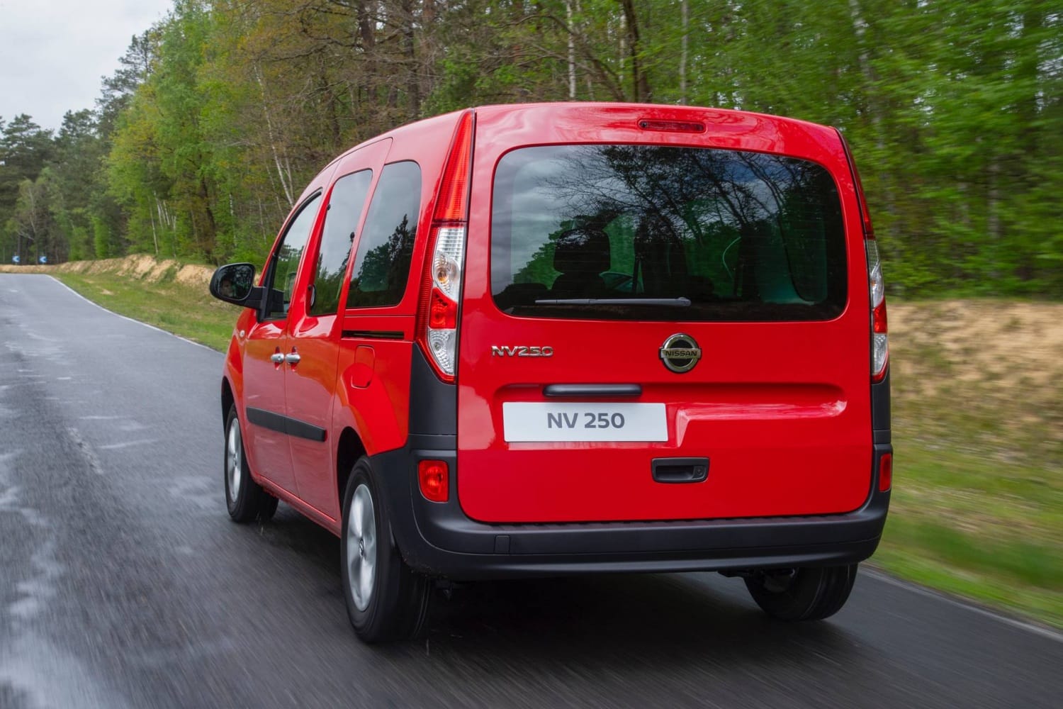 The successor to the Nissan NV200 will be produced in France