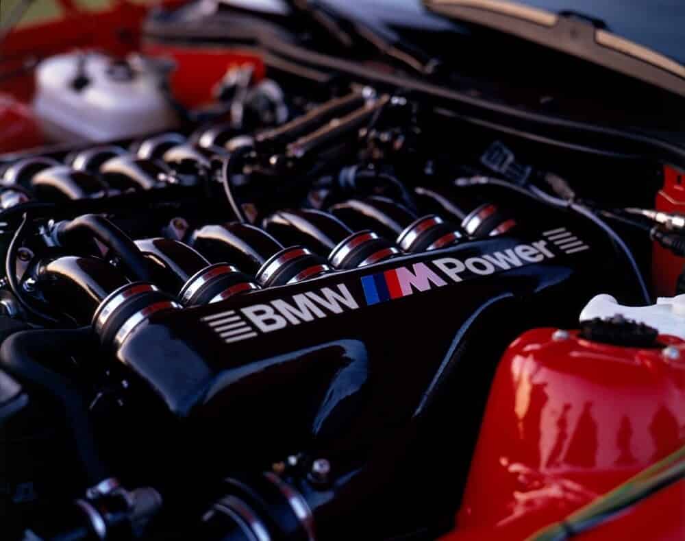 La historia del BMW M5 Touring Y también34 con motor V12 para McLaren