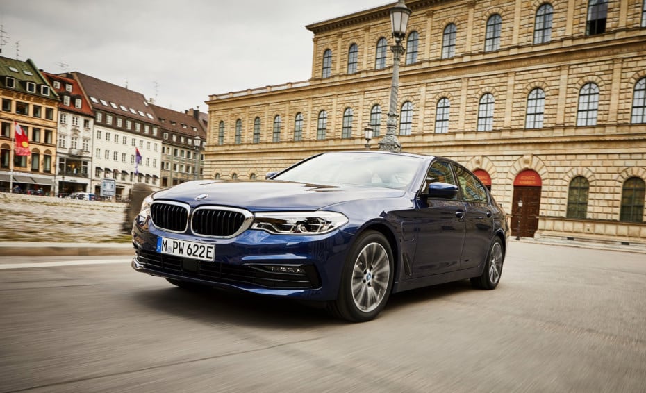 Mayor batería para el BMW 530e PHEV: Ya a la venta