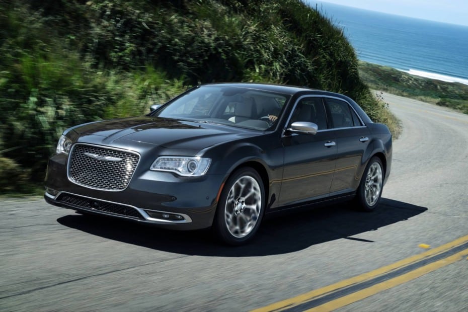 Así es el renovado Chrysler 300 MY2020: Hablar de sutiles cambios es mucho decir