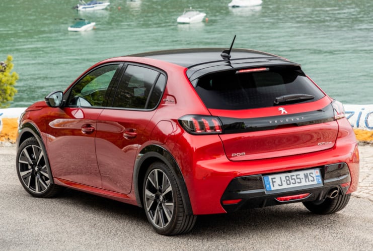 Nueva Gama 21 Del Peugeot 8 Estrena Acabados Nueva Gama 21 Del Peugeot 8 Estrena Acabados