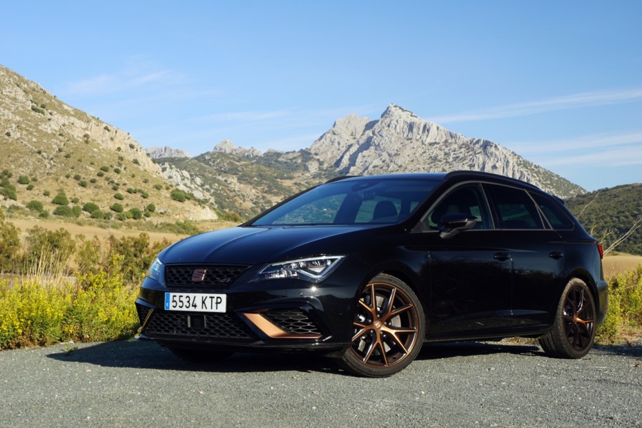 Prueba SEAT León ST Cupra R 300 CV 4Drive DSG: Rápido, exclusivo y muy caro