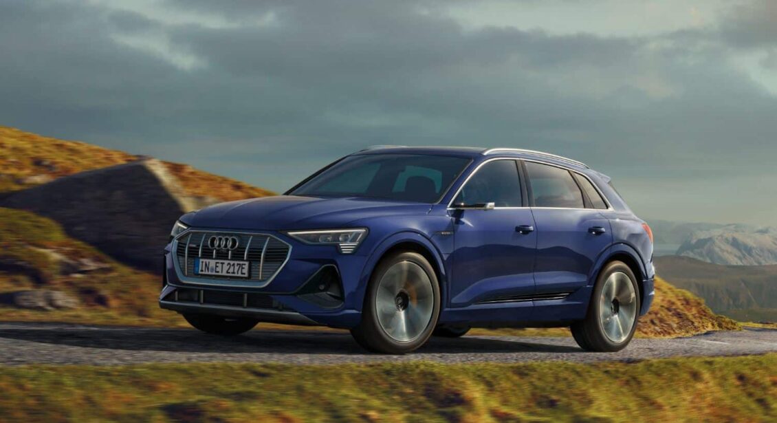 El Audi e-tron llega con mejoras: Más autonomía, una segunda variante más ligera y mucho más