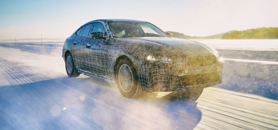Primeros detalles del BMW i4: Un «anti Tesla» con 600 km de autonomía y 530 CV