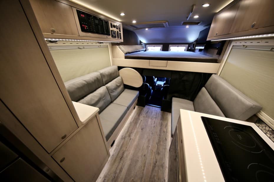 EarthRoamer XV-LTi 2020: Nada se le resiste a este lujoso apartamento