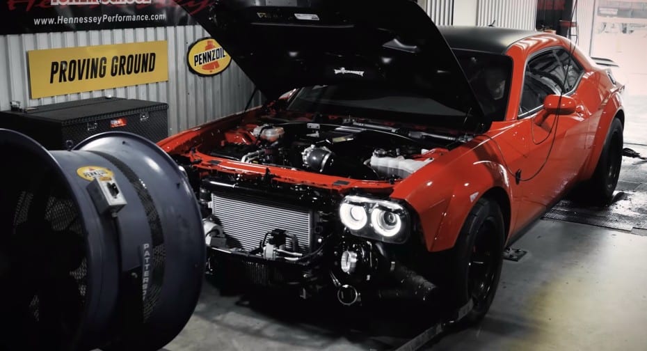 El Dodge Challenger Demon de Hennessey te deleita con 1.400 CV en el banco de potencia