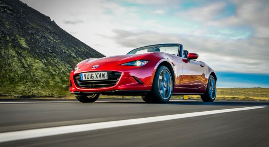 Ser o no ser híbrido, esa es la cuestión de Mazda sobre el MX-5