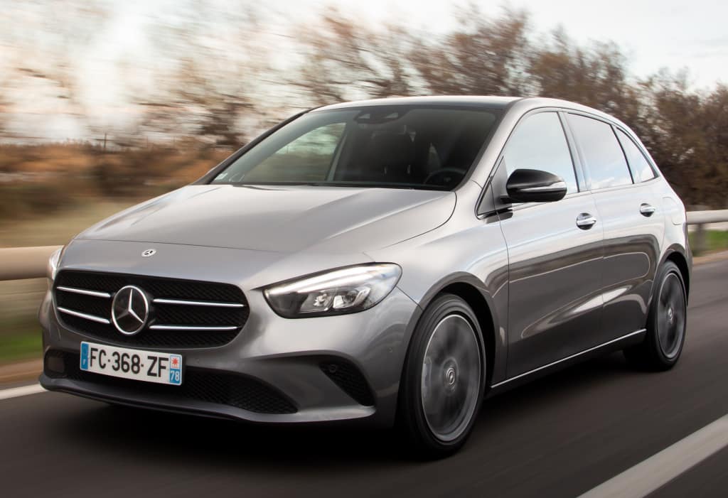 El Mercedes Clase B estrena versión con tracción total - Autonoción
