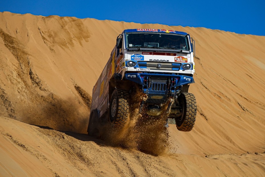 Nuevo emplazamiento, mucha arena y complicados retos: Las mejores imágenes del Dakar 2020