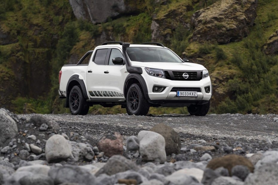 Así es el Nissan Navara OFF-ROADER AT32 2020: Más de todo…