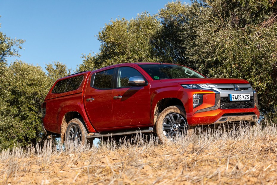 Prueba Mitsubishi L200 Doble Cabina 220 DI-D 150 CV 6AT Kaiteki 2020: El tipo duro ha vuelto pisando fuerte