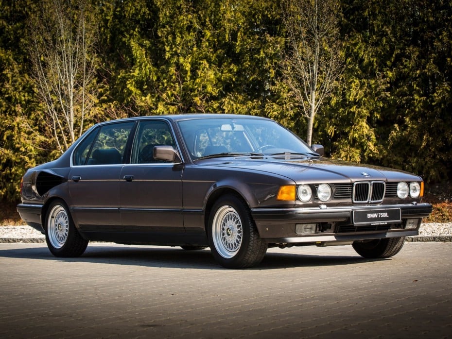 El BMW 767iL Goldfisch es un proyecto secreto de los ’80 con un descomunal bloque V16