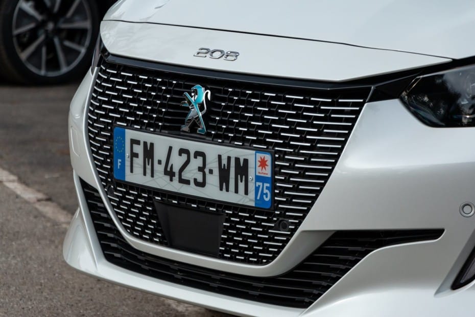 Descifrando placas de matrícula: ¿Qué significa cada elemento que aparece en una matrícula francesa?