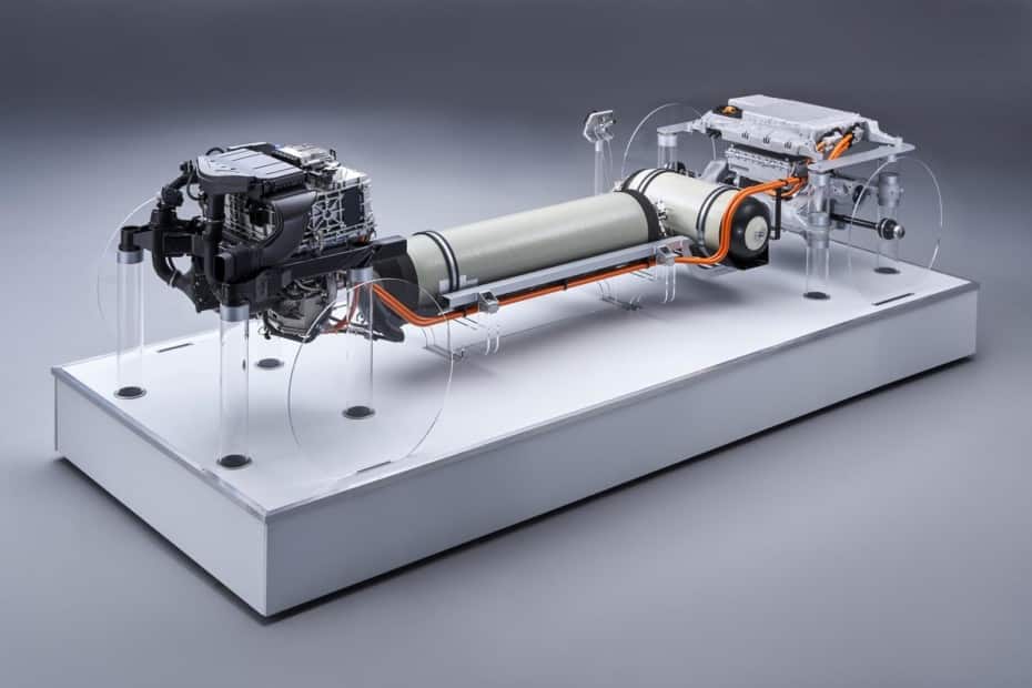 BMW nos habla de hidrógeno: su primer modelo «público» llegará a partir de 2025