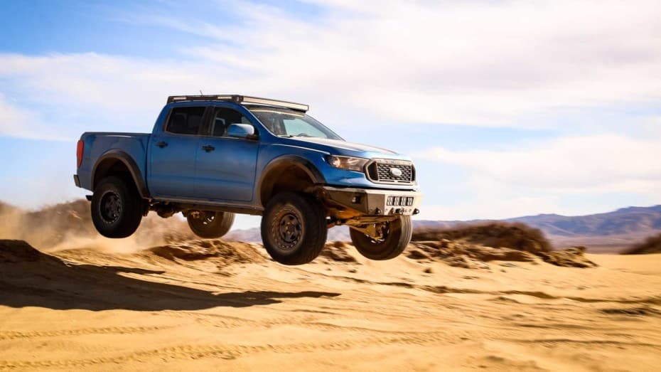 Si el Ford Ranger Raptor te sabe a poco aquí tienes una auténtica fiera de las dunas