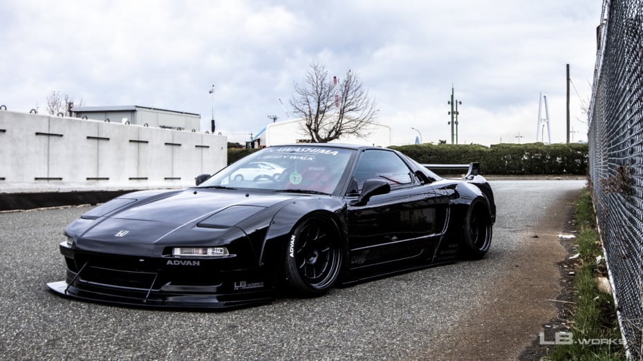 ¿Dejarías un Honda NSX de primera generación en manos de Liberty Walk? Este es el resultado