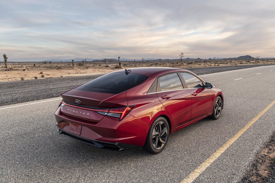 ¡Oficial! Así es el Hyundai Elantra 2021: Muy buena pinta