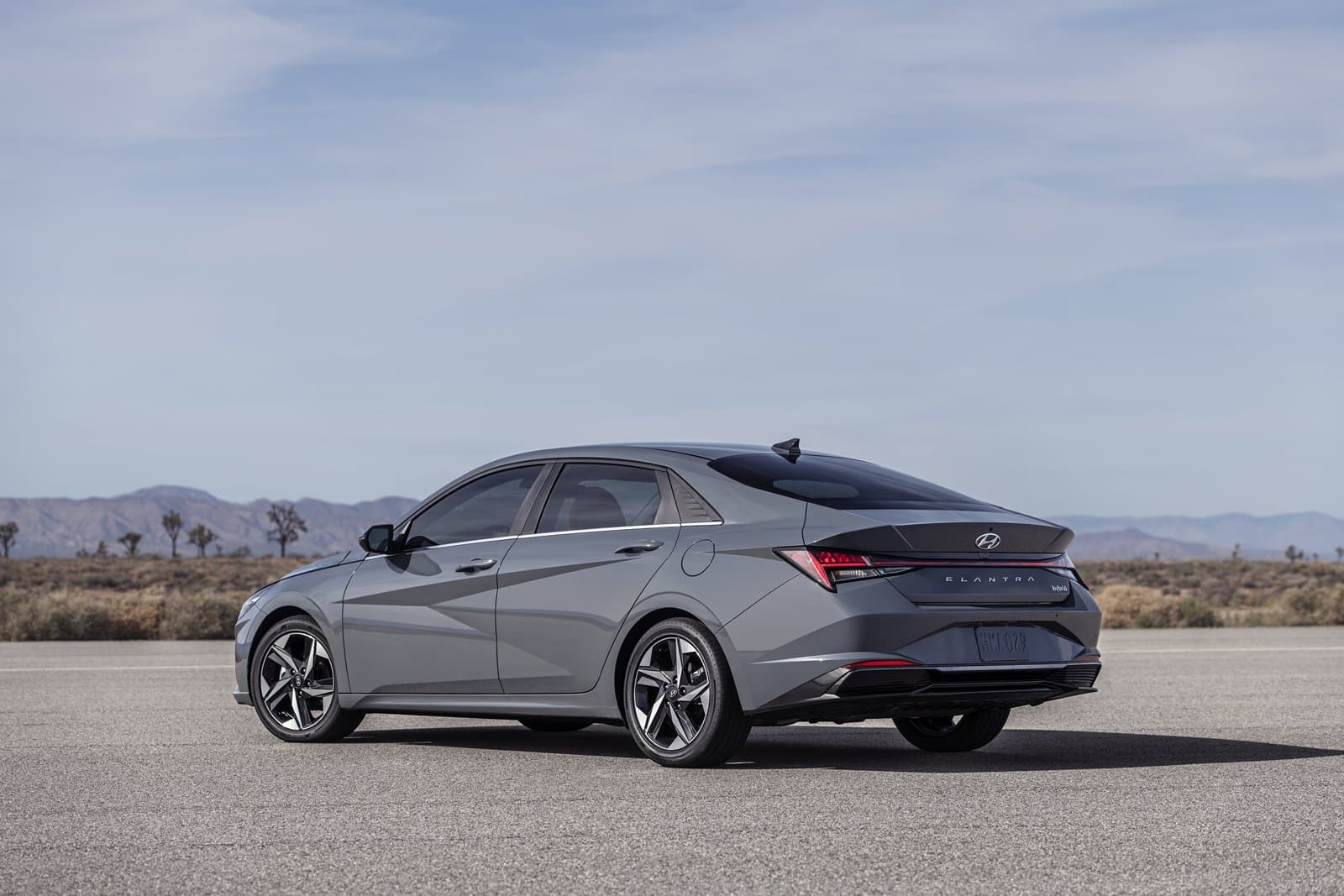 Nuevas imágenes del Hyundai Elantra Hybrid 2020 atractivo y ahorrador