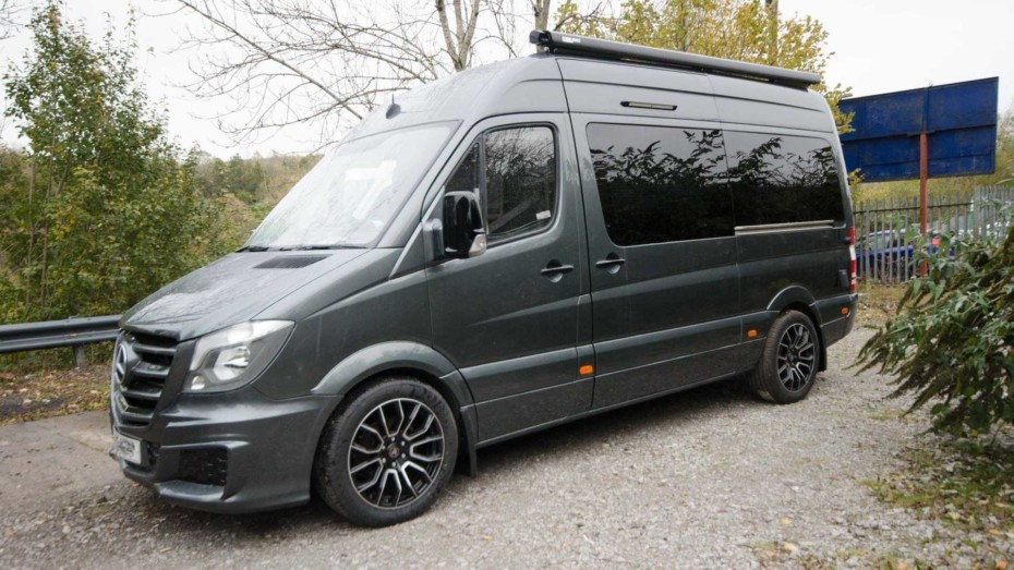 Este Mercedes-Benz Sprinter es el Audi de las autocaravanas y rápidamente entenderás porqué