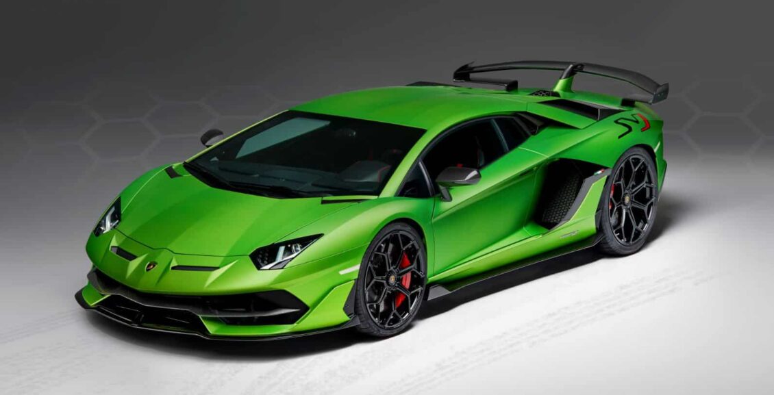 Los propietarios de Lamborghini corren el riesgo de quedarse encerrados en su interior: llamada a revisión