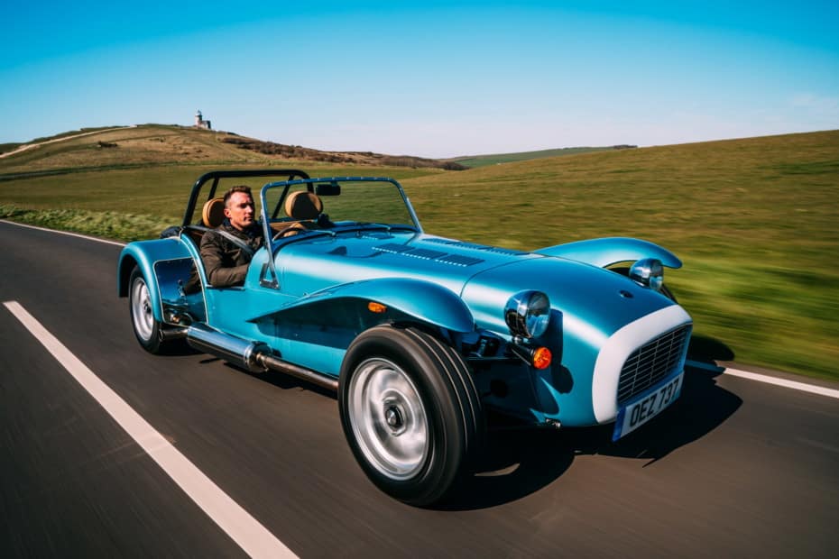 Caterham Super Seven 1600 2020: Un aire todavía más retro