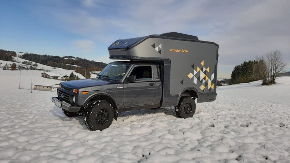 Si buscas una camper muy capaz a precio ajustado te va a gustar este Lada Niva